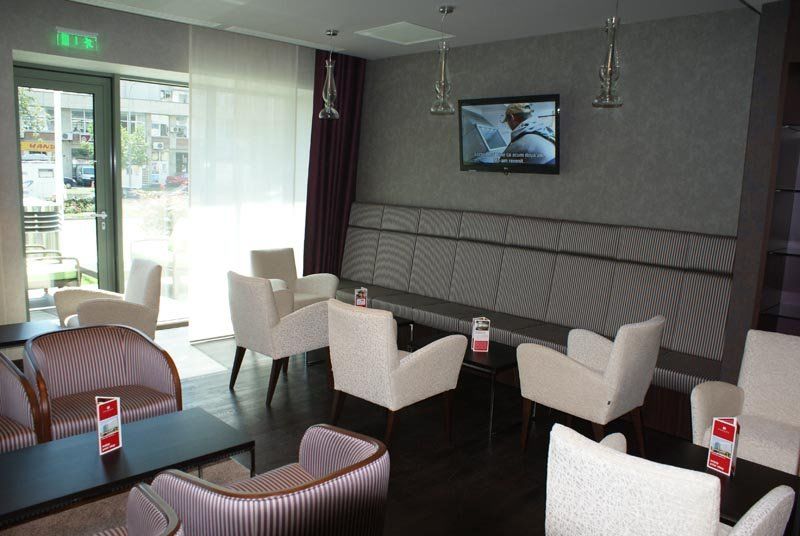 Hotel Ramada Pitesti Piteşti Exterior foto